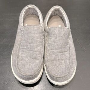 Men’s shoes size 8